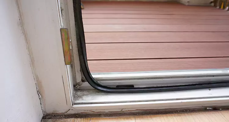 Patio Door Weatherproofing Installation in Valrico, FL