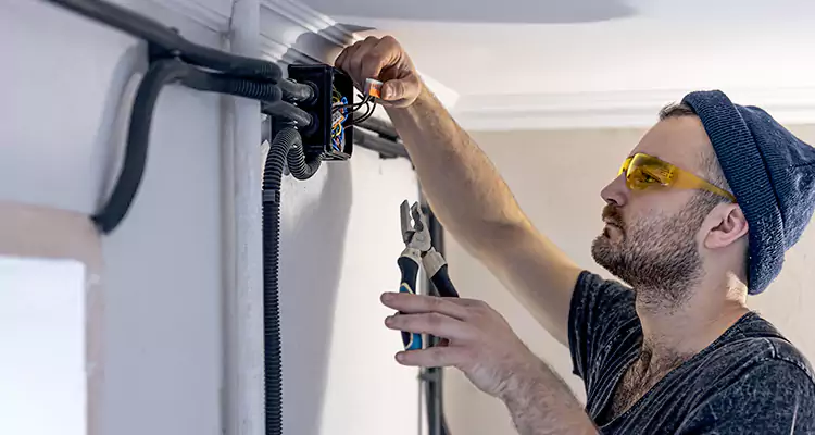 Garage Door Opener Cable Repair in Valrico, FL