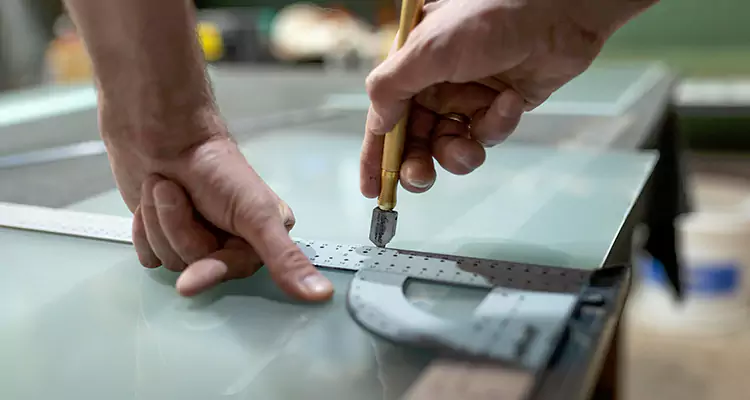 Glass Scratch Repair in Valrico, FL