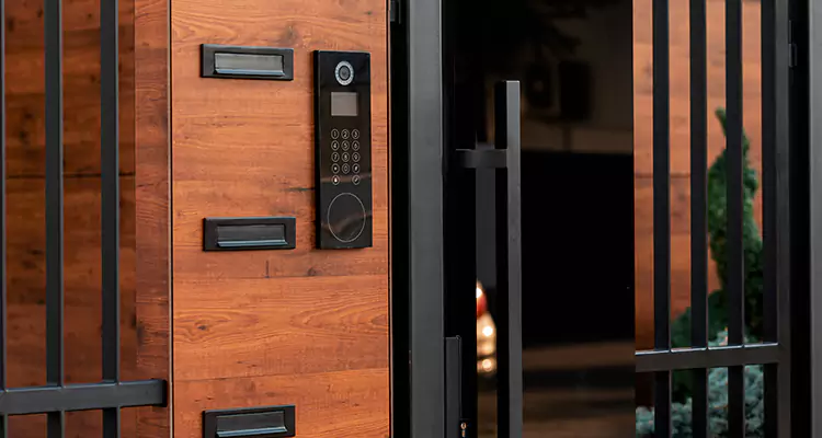 Automatic Door Maintenance in Valrico, FL