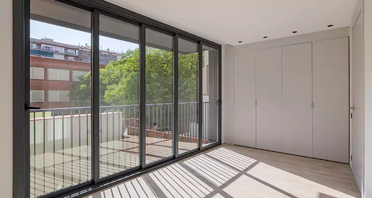 Balcony Sliding Glass Doors in Valrico, FL