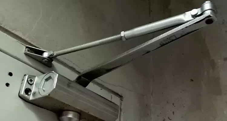 Door Closer Oil Leak Repair in Valrico, FL