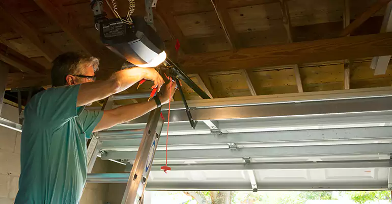 Chamberlain Garage Door Repair in Valrico, FL