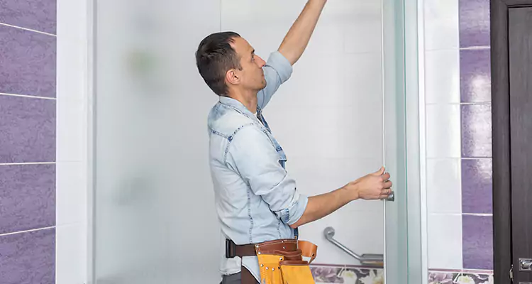 Glass Sliding Door Repair Near You in Valrico, FL