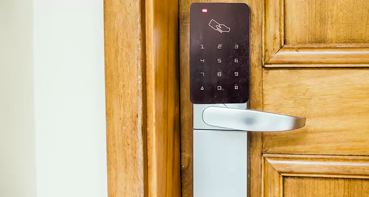 Keyless Hotel Door Locks Repair in Valrico, FL