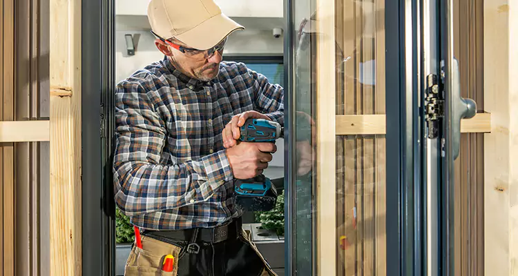 Top-Rated Patio Door Handle and Lock Repair Service for Homeowners in Valrico, FL