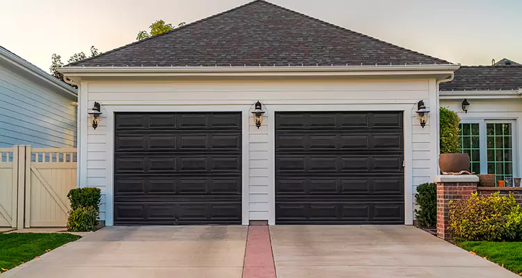 Residential Local Garage Door Repair in Valrico, FL