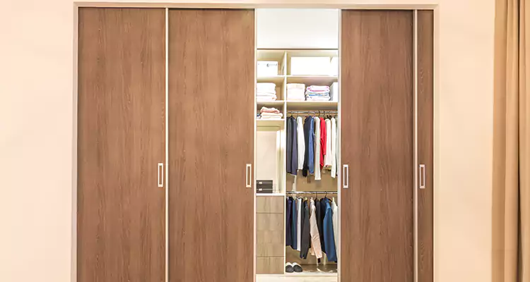 Sliding Closet Wardrobe Repairs in Valrico, FL